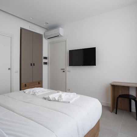 Hotel Napolishine Panorama Caravaggio By Dimorra Exterior foto